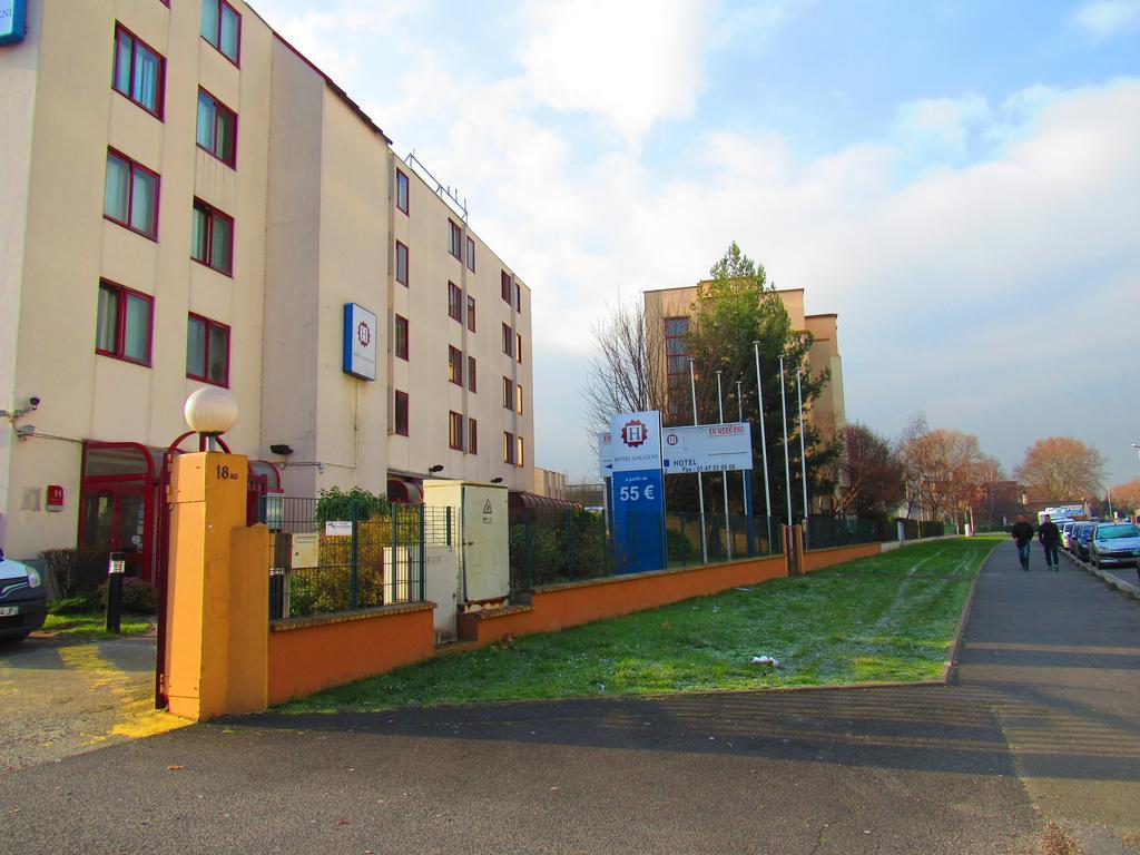 Hotel Gallieni ジュヌヴィリエ エクステリア 写真